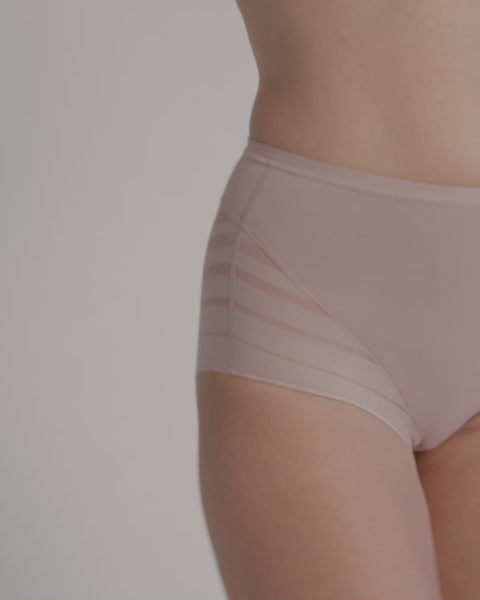 Panty faja clásico con compresión moderada de abdomen y bandas en tul