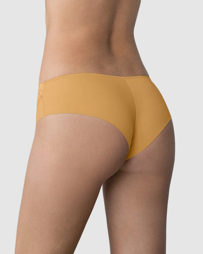 Sexy panty cachetero en tela ultraliviana con encaje comodidad total#color_127-dorado