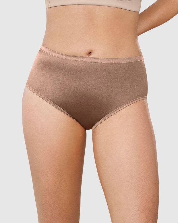 Panty clásico de control con excelente cubrimiento en tela suave