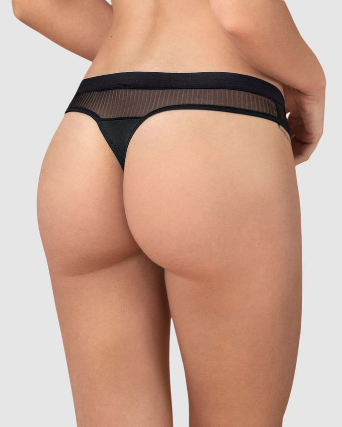 brasilera-con-detalles-en-tul-y-elastico-ultraplano-en-cintura#color_700-negro
