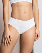 Paquete x 3 panties tipo bikini en algodón con total cubrimiento