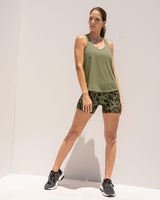 Camiseta deportiva de secado rápido y silueta semiajustada para mujer#color_600-verde-claro