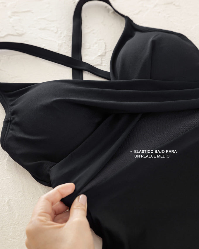 Traje de baño entero compresión suave de abdomen elaborado con nylon reciclado#color_700-negro