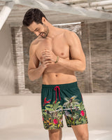 Pantaloneta corta de baño para hombre elaborada con pet reciclado#color_695-verde-estampado
