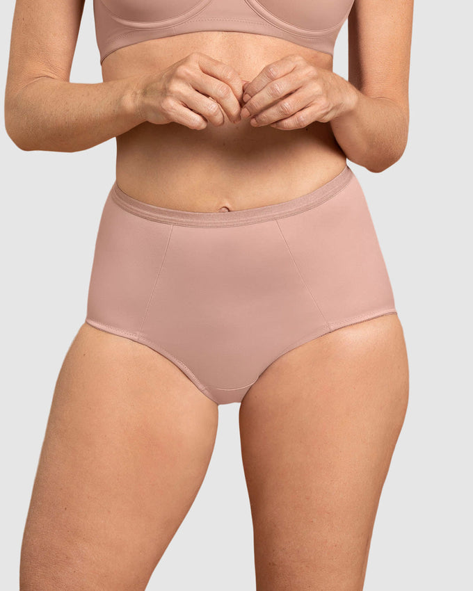 Panty clásico de control suave con excelente modelación#color_a22-rosa-viejo