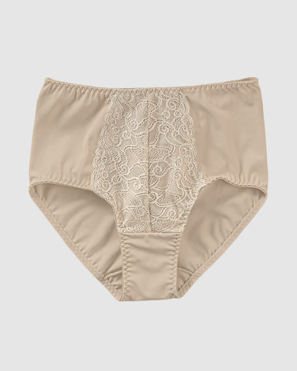 Panty clásico de compresión suave con toques de encaje en abdomen#color_824-perla